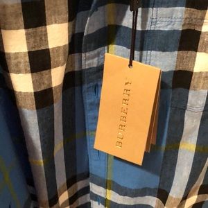 Burberry Shirts - NWT Burberry Brit Men’s Button Down Shirt - Size M Burberry Shirts - NWT Burberry Brit Men’s Button Down Shirt - Size M